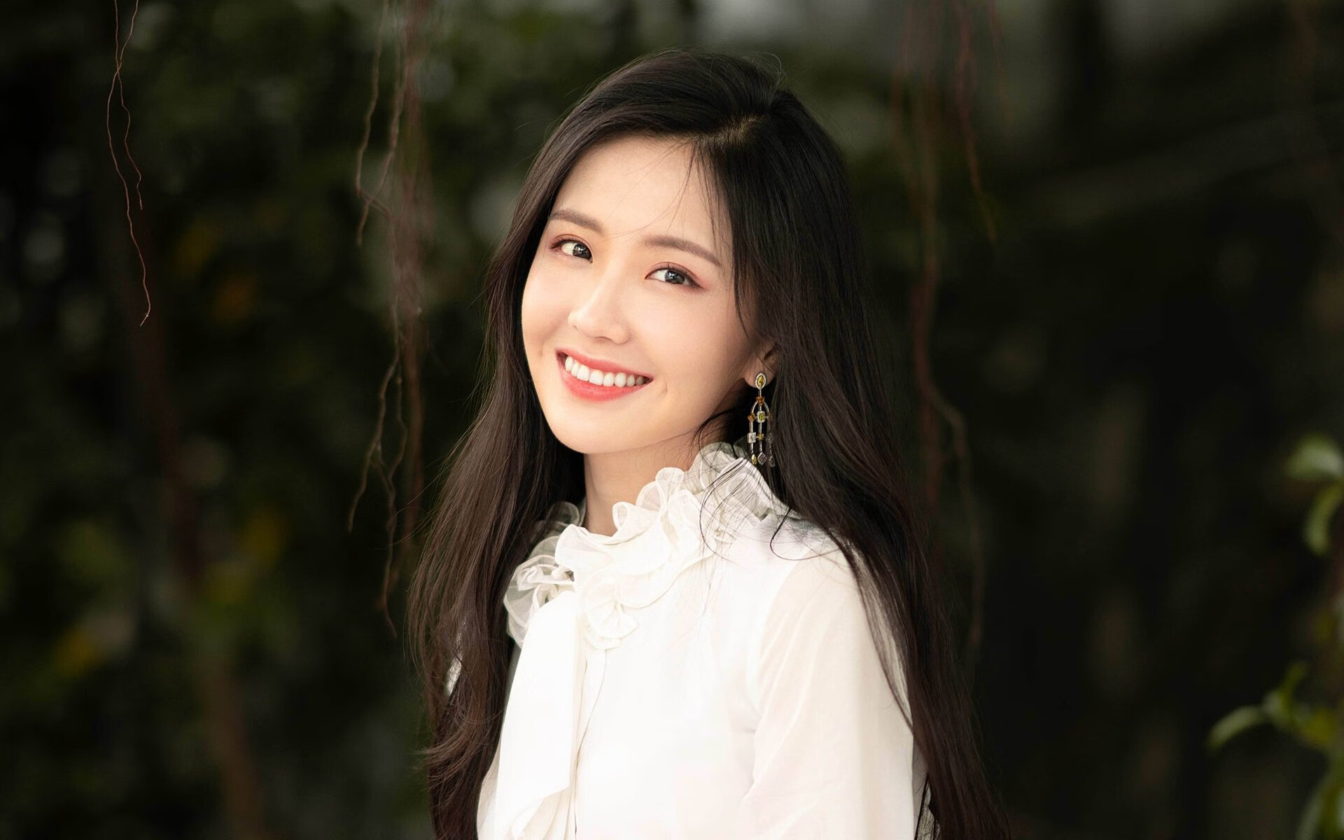 九游官网入口地址-“尼古拉斯·桑特基的快速突破与精准配合,推动美洲狮队成为新一代强队”