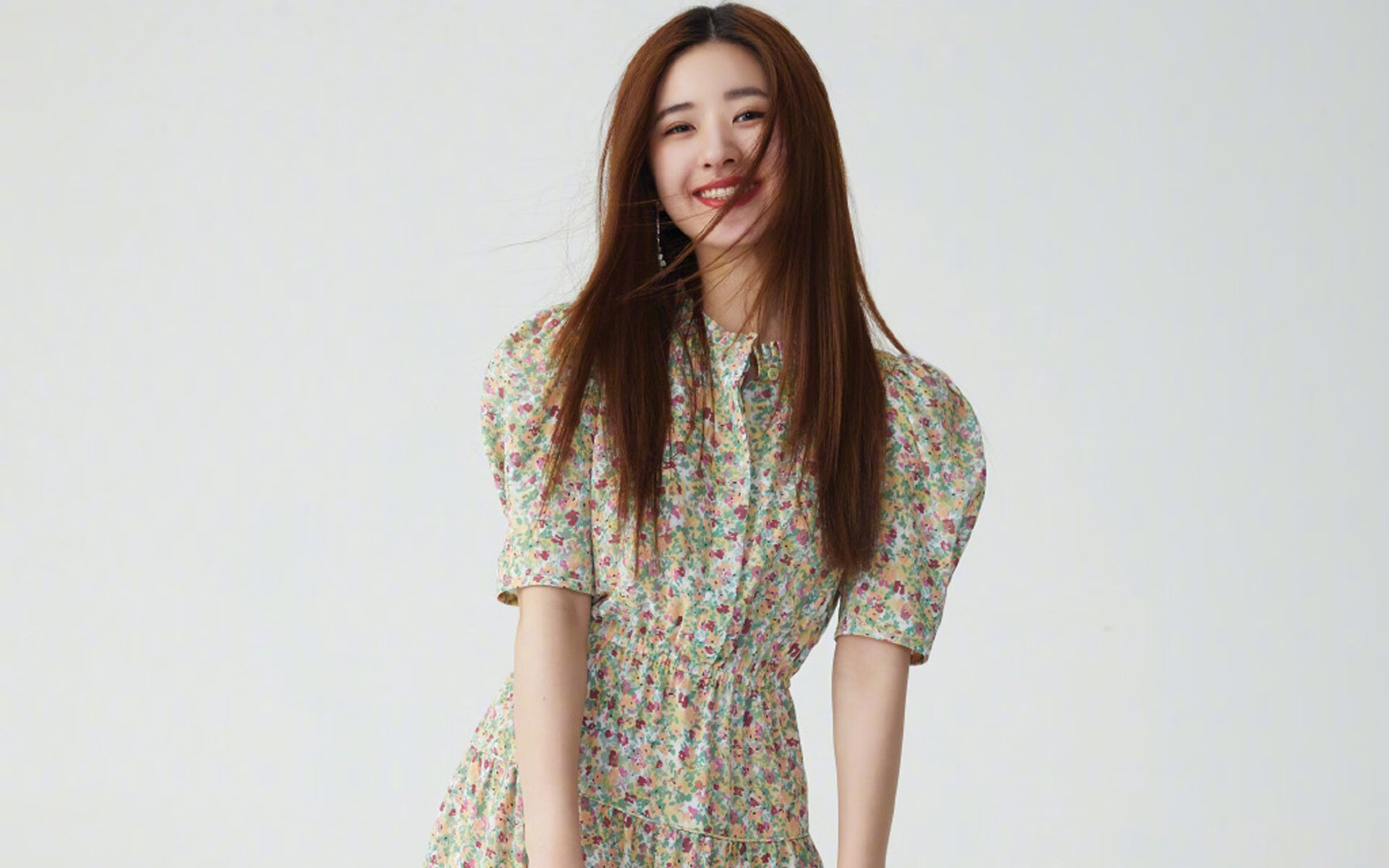 九游体育下载-欧洲杯逆转传奇：战术调整创造奇迹！，欧洲杯回传失误